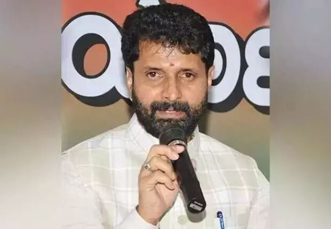 CT Ravi writes to CM over problems faced by enumerators during Social, Educational Survey